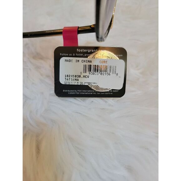 Foster Grant Gold trimmed Max Block Scratch/Impact Resistant Sunglasses New - Picture 5 of 5